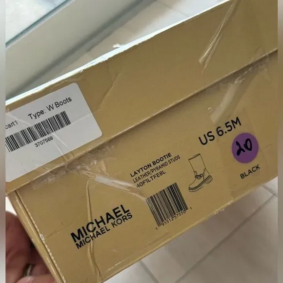 NEW Michael Kors Layton Leather boots with  gold studs short booties sz 6.5 - Picture 2 of 16